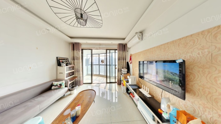 日月光伯爵大地鼎耀花园二手房实景图