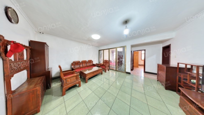 制锦市朝阳街二手房实景图