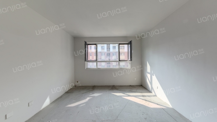 星河花园二手房实景图