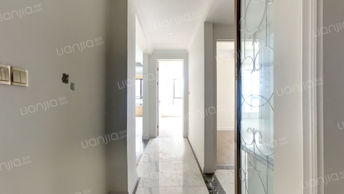 龙信翡翠湾二手房实景图