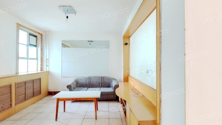 三五一二工厂家属院二手房实景图