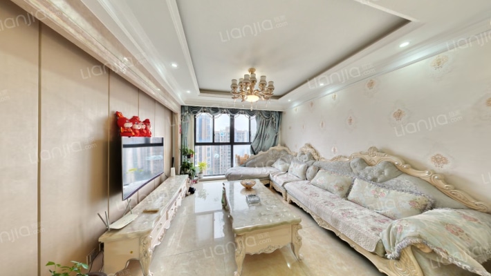 圣采泊尚二手房实景图