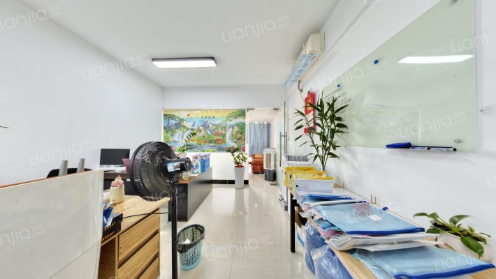 骏豪国际二手房实景图