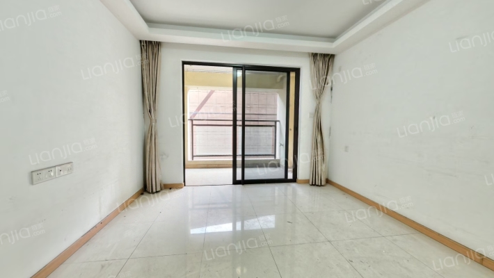 万科城市广场二手房实景图