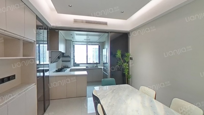 卿悦府东区二手房实景图