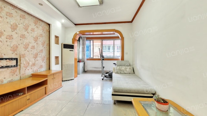 清邻街3号二手房实景图