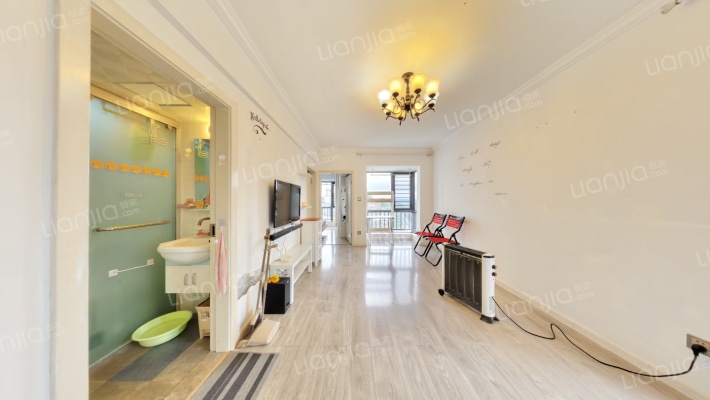 中天甜蜜小镇6组团二手房实景图