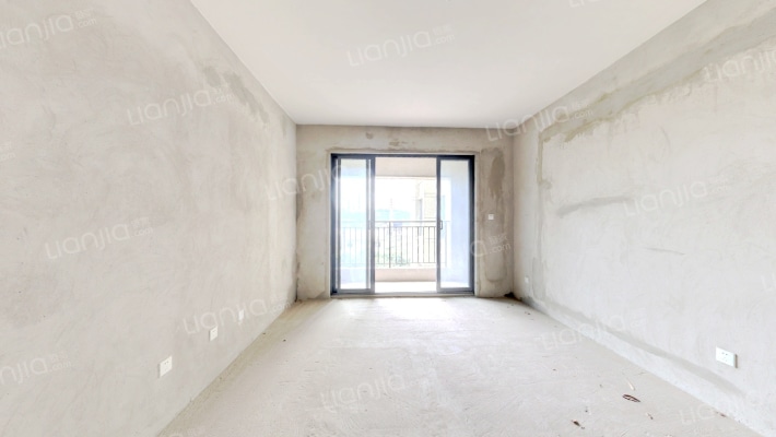 创佳金色峰景二手房实景图