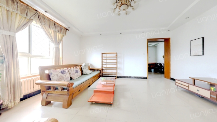 隆曦园A区二手房实景图