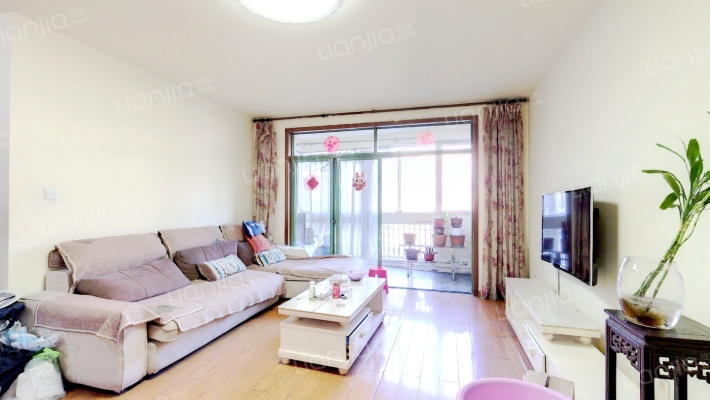 临亚家园二手房实景图