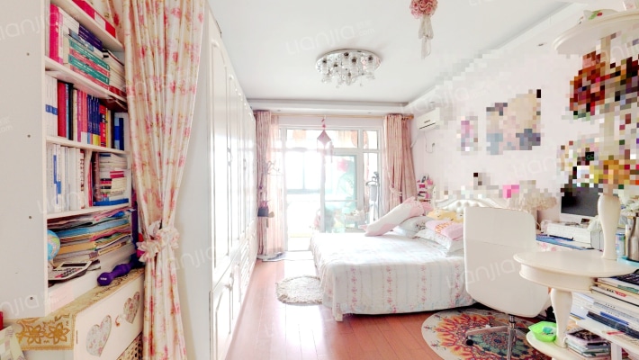 海亚当代二手房实景图