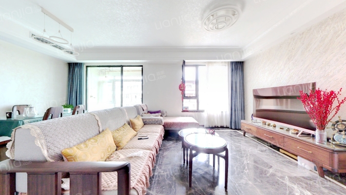 新城玺樾云璟南区二手房实景图