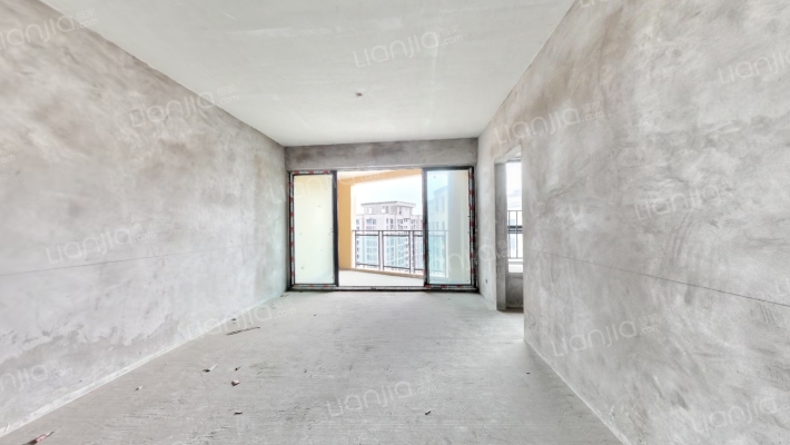 安居逸园二手房实景图