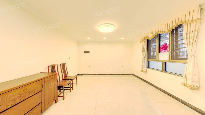 黄村体育训练基地二手房实景图