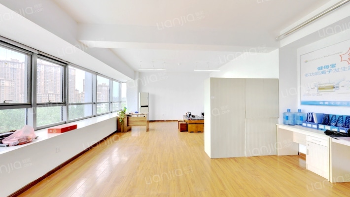 明湖广场二手房实景图