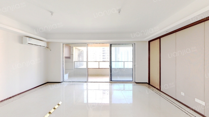 新里城尔雅公馆二手房实景图