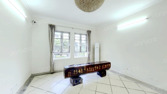 东方夏湾拿二手房实景图