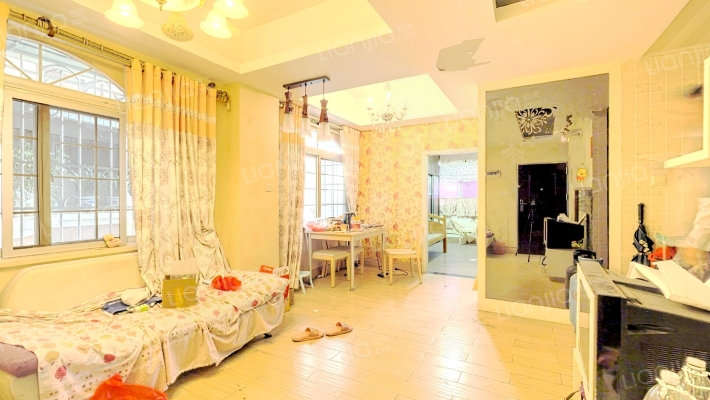 西宁中路二手房实景图