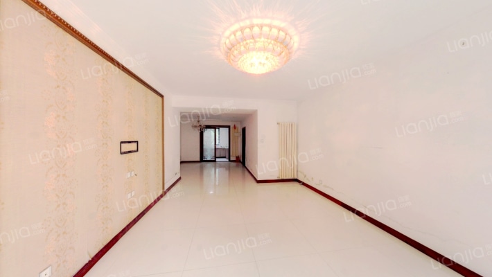 老街绿地四期二手房实景图