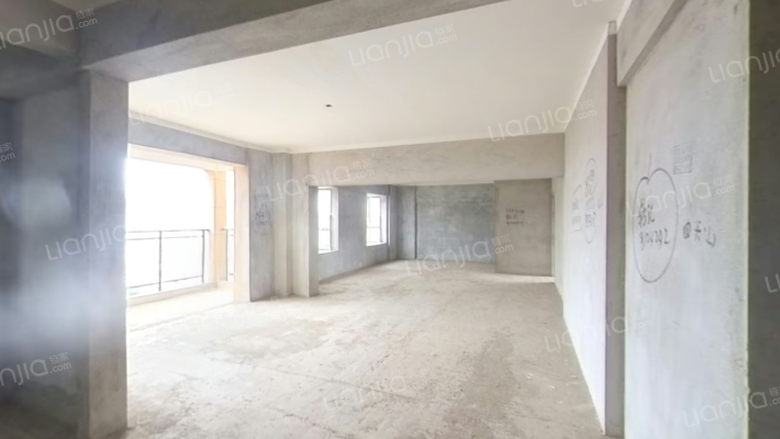 松泰华庭二手房实景图