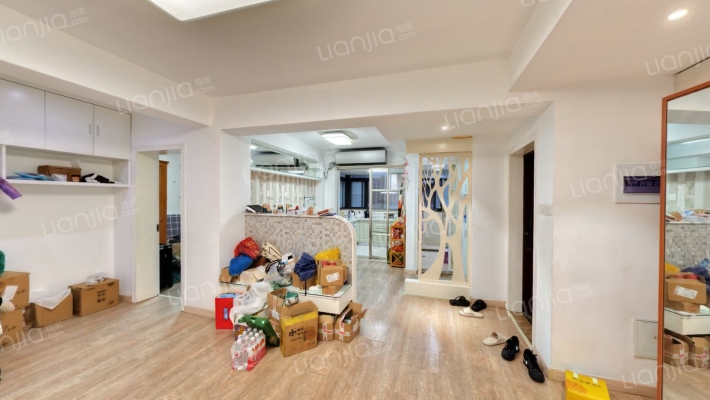 东宏新村二手房实景图