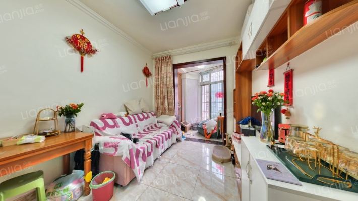 怡泰花园二手房实景图