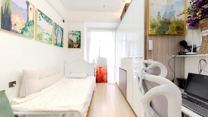 保利和光尘樾三期二手房实景图