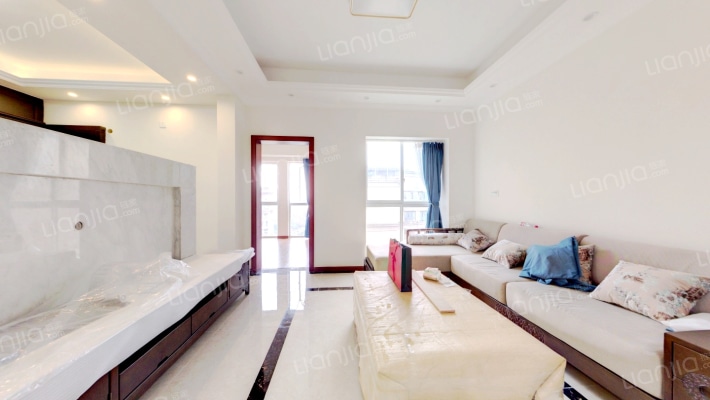 置信巴厘岛D区二手房实景图