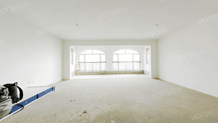 圣菲漫步三期二手房实景图