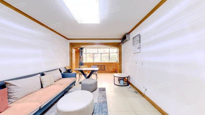 兰州市西园农工商公司第三停车场家属楼二手房实景图