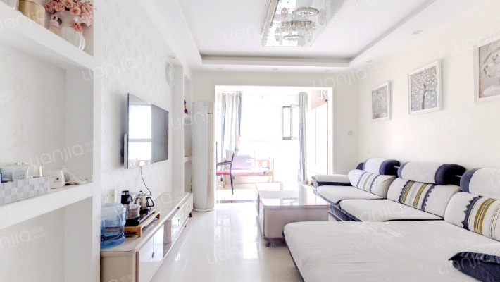 国瑞城爵仕苑二手房实景图