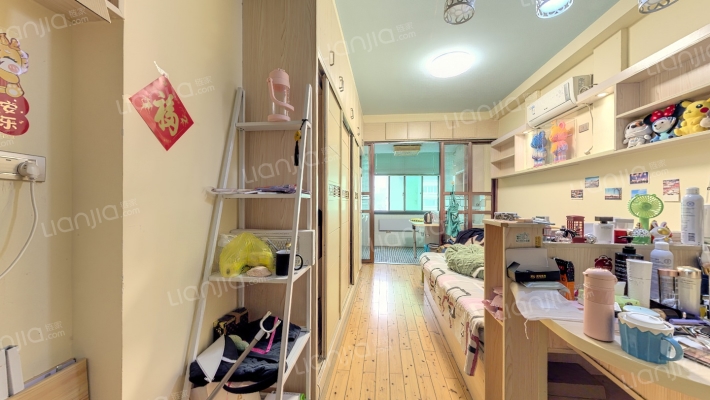 现代城市广场二手房实景图