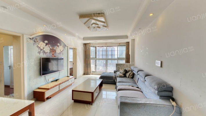 泊林晶城二手房实景图