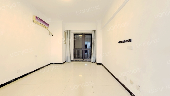 公园道1号V公馆1期二手房实景图