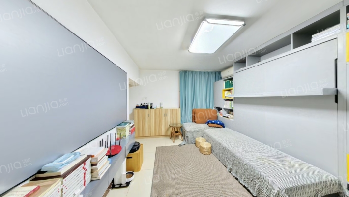 市政物业小区二手房实景图