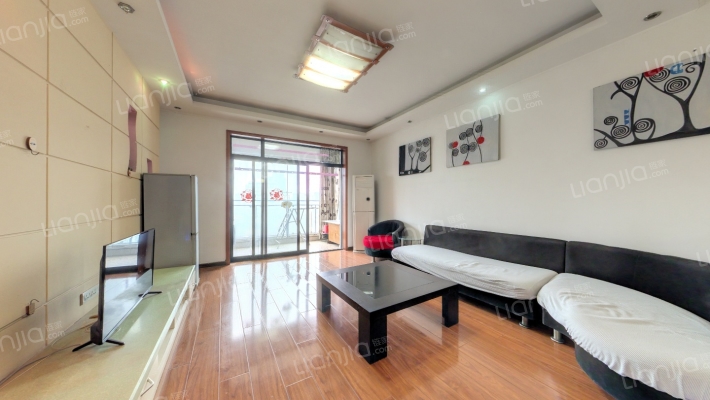 天润北湖假日二手房实景图