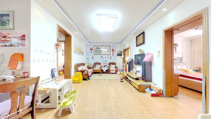 新港小区二手房实景图