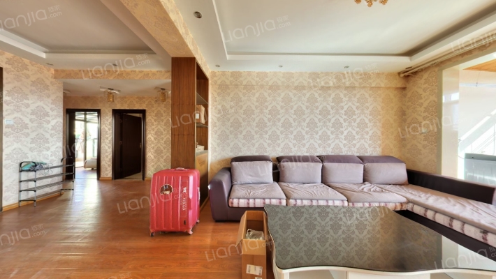 万辉星城绿薇堡二手房实景图