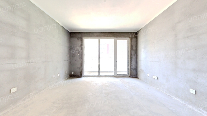 万恒四季花城二手房实景图