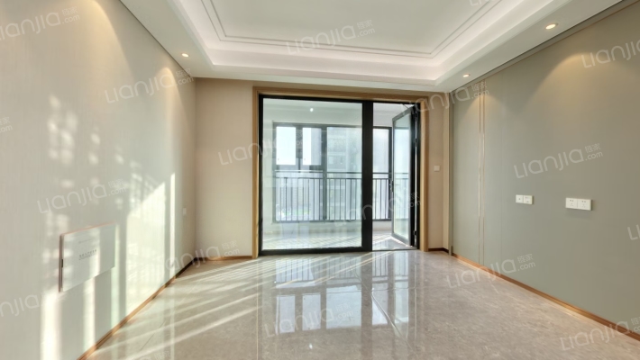 保利天珺二手房实景图