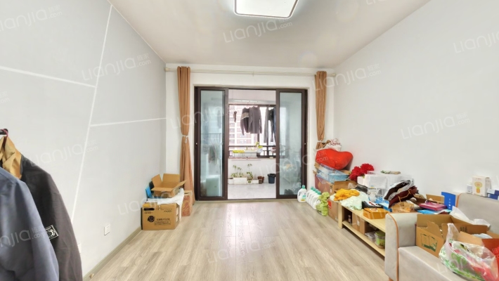 灯塔家园二期C区二手房实景图