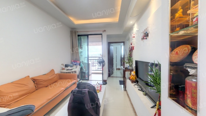 东日锦鸿名苑二手房实景图