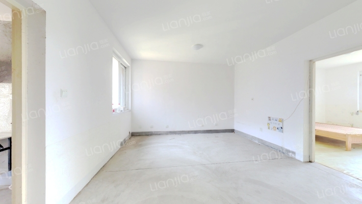 白龙花苑二手房实景图