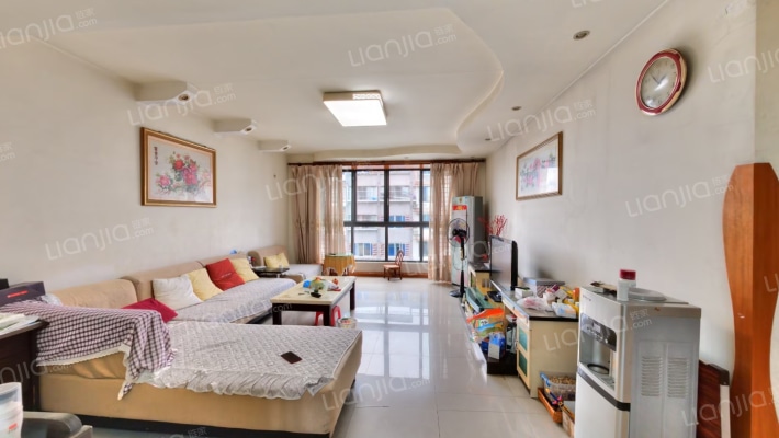 电视塔路168号二手房实景图