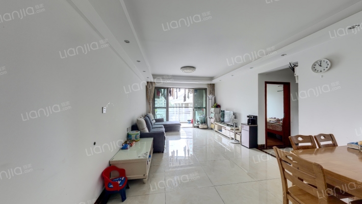 骏威锦东花园B区二手房实景图