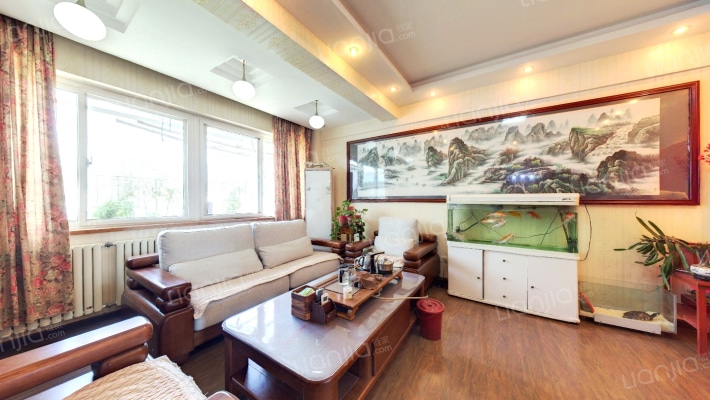 建华街小区二手房实景图