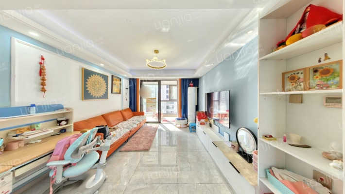 铂翠天第二手房实景图