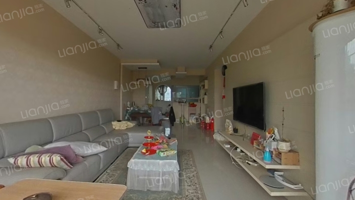 吉顺藏珑湾二手房实景图