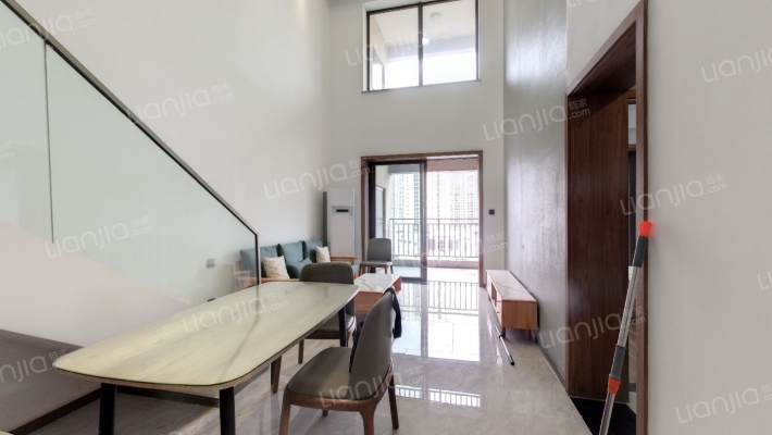 海航豪庭南苑五区二手房实景图