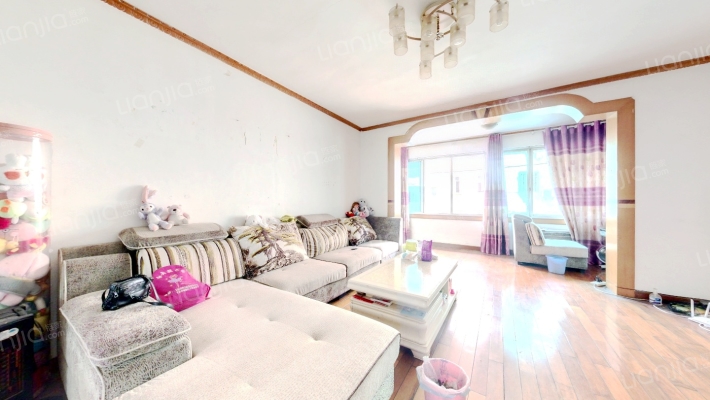 佳益小区二手房实景图